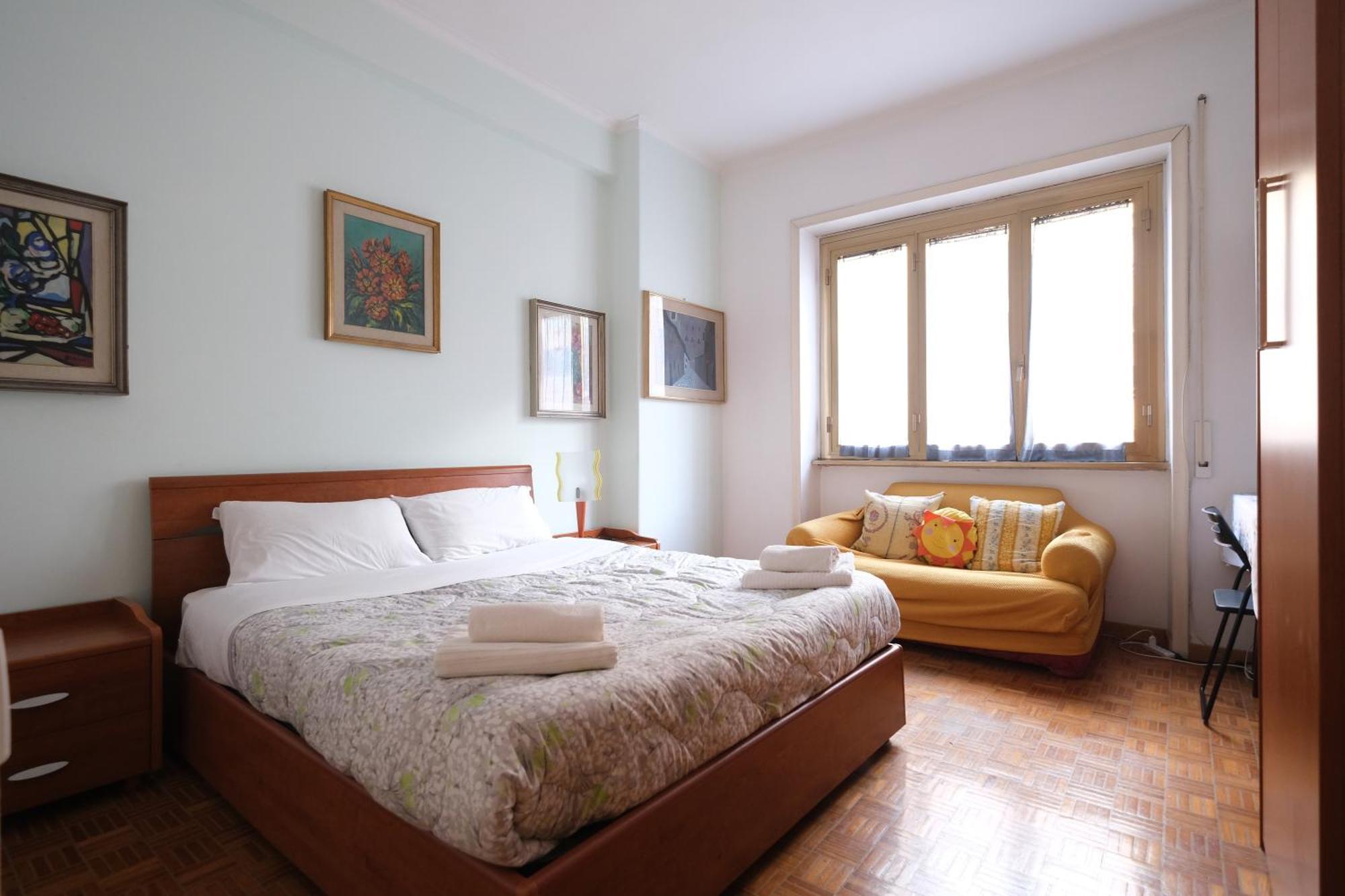 Guest House Piazza Tarquinia, Rome