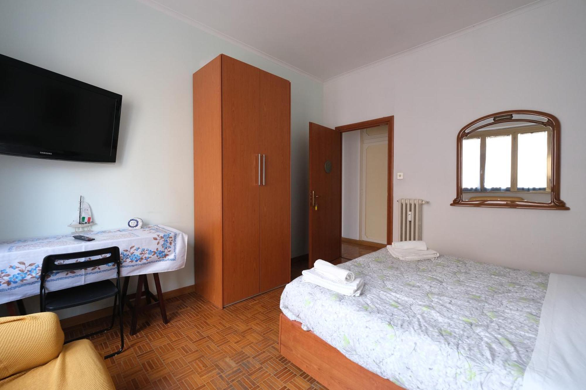 Guest House Piazza Tarquinia — Foto 2